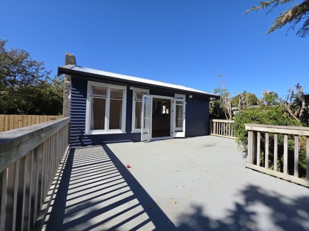 Quaint 1 beddy in Raumati beach