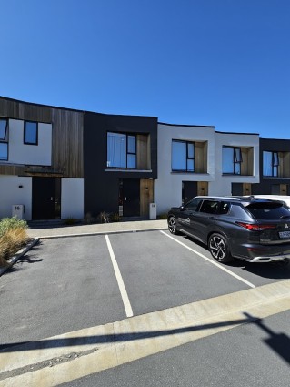 Very new two-bedroom townhouse in central Paraparaumu. 