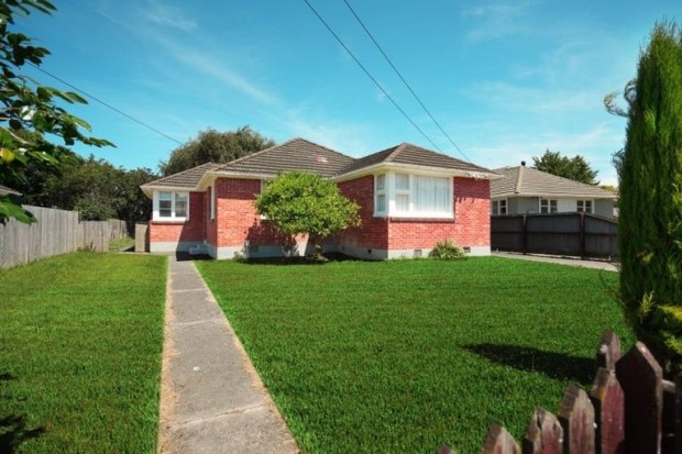 Experience comfortable living in this 4-bedroom home in walking distance to the Palms.