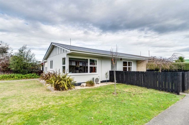 Parkvale Pleaser