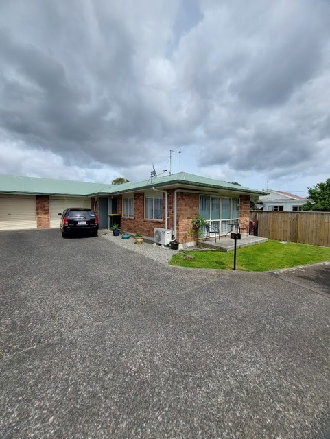 Tidy 3 bedroom unit in a great spot in Levin