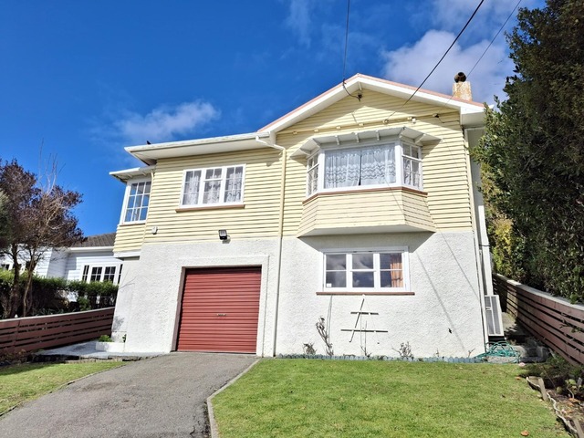Spacious, Sunny 3-Bedroom Home in Prime Karori Location