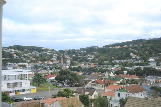 Island Bay House For Rent