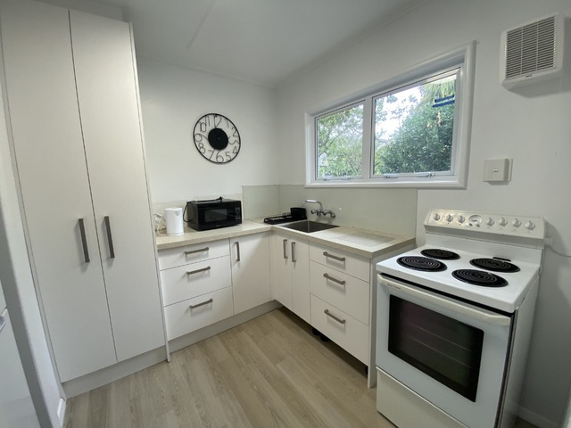 Fully furnished - Close to town on Alexandra Street