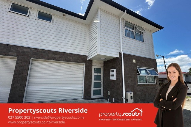 Convenient & Low-Maintenance Townhouse in Prime Central Location