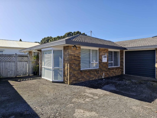 2 Bedrooms on Sackville