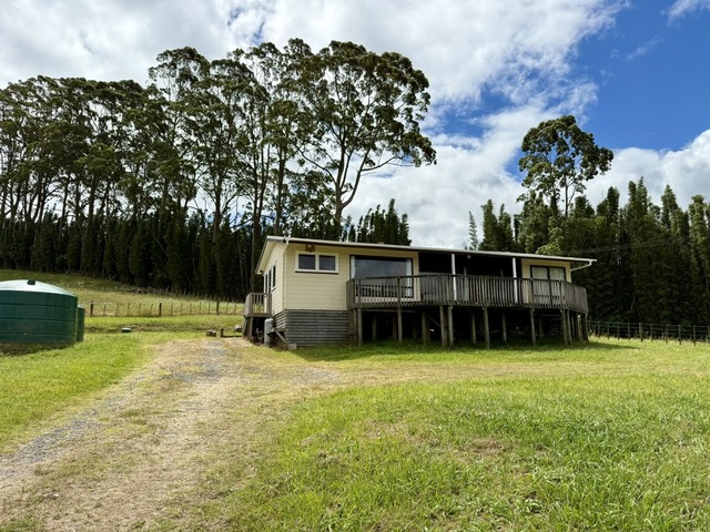 FULLY FURNISHED RURAL HOME – MARSHALL ROAD