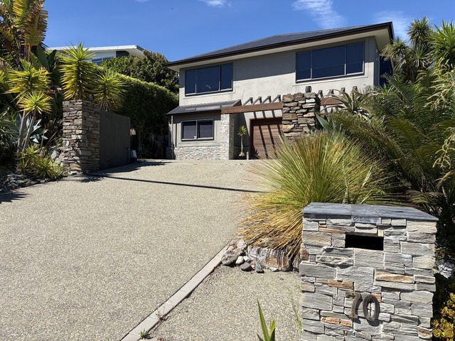 70 Bay View Rd