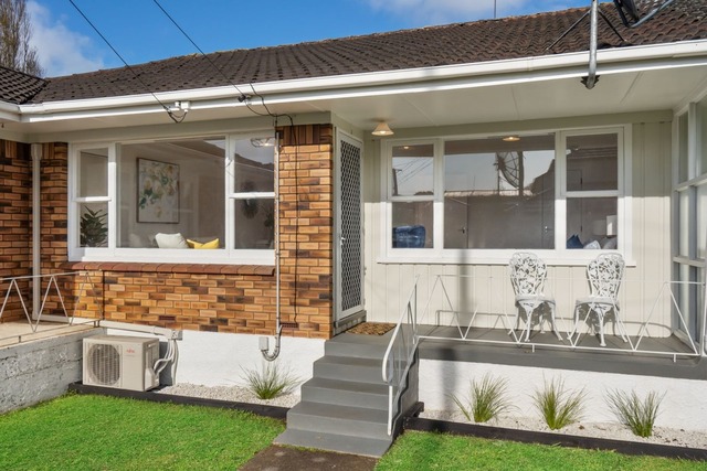 Comfortable and sunny apartment.