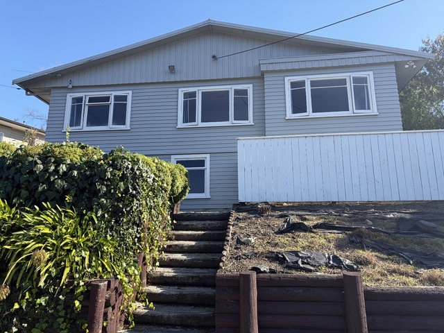 20 Thompson Tce, Toi Toi