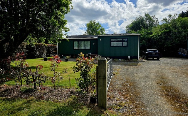 Modern Renovated Home with Solar & Large Shed
