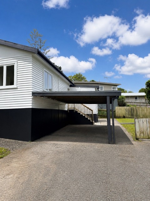 Snake Hill Road – Fully Renovated 4-Bedroom Home