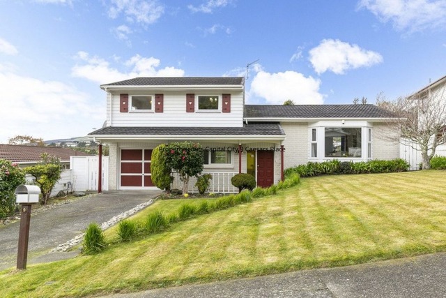 Spacious 4-Bedroom Family Home  Churton Park