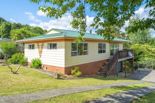 Renovated – 4 Bedroom Home in Popular Kamo